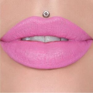 Jeffree star velvet trap LACED CAKE Vibrant Pink Lipstick NEW